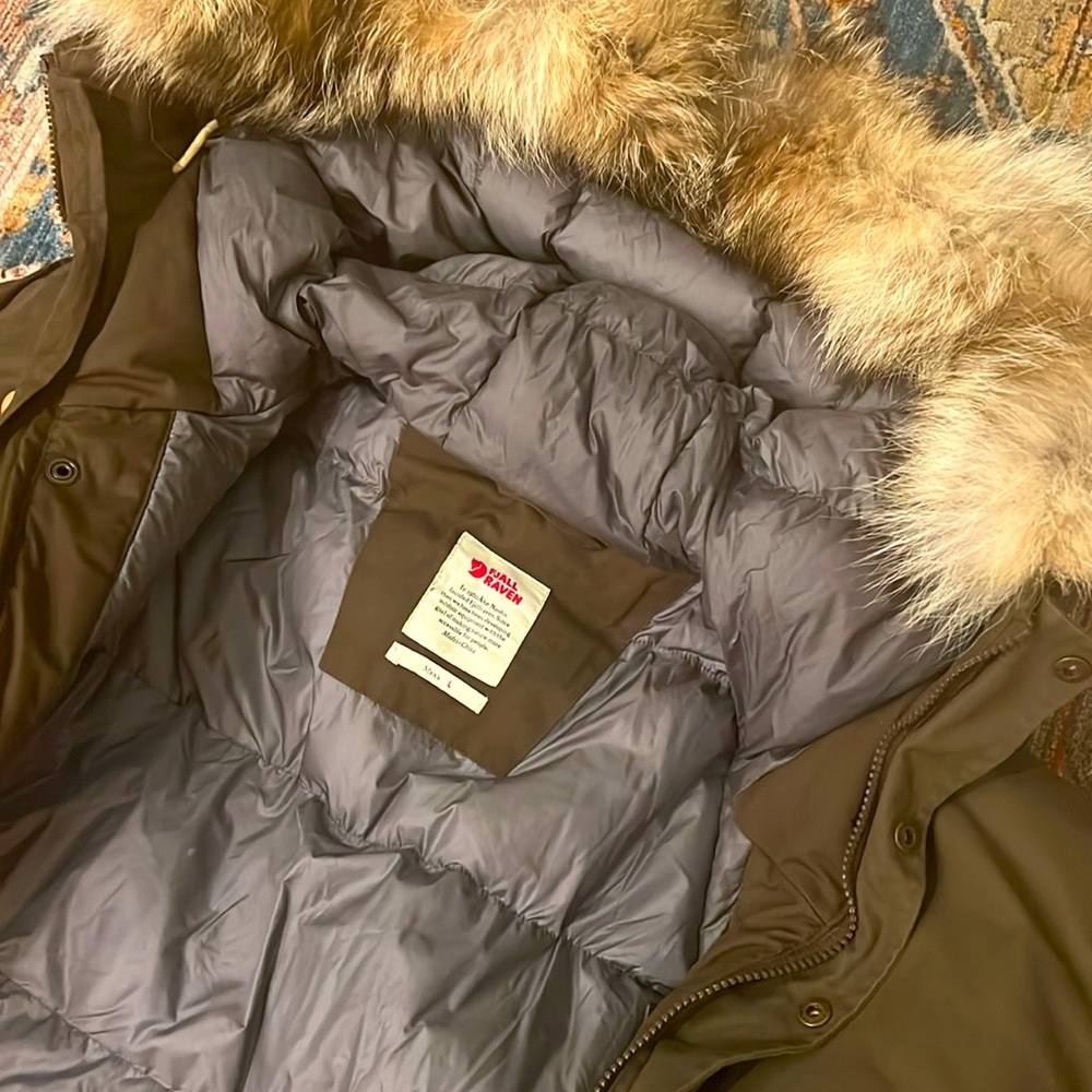 Excellent condition Fjallraven Singi down jacket L
